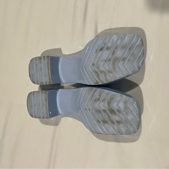 Urban Outfitters light blue block heels size 8 - Picture 6 of 8